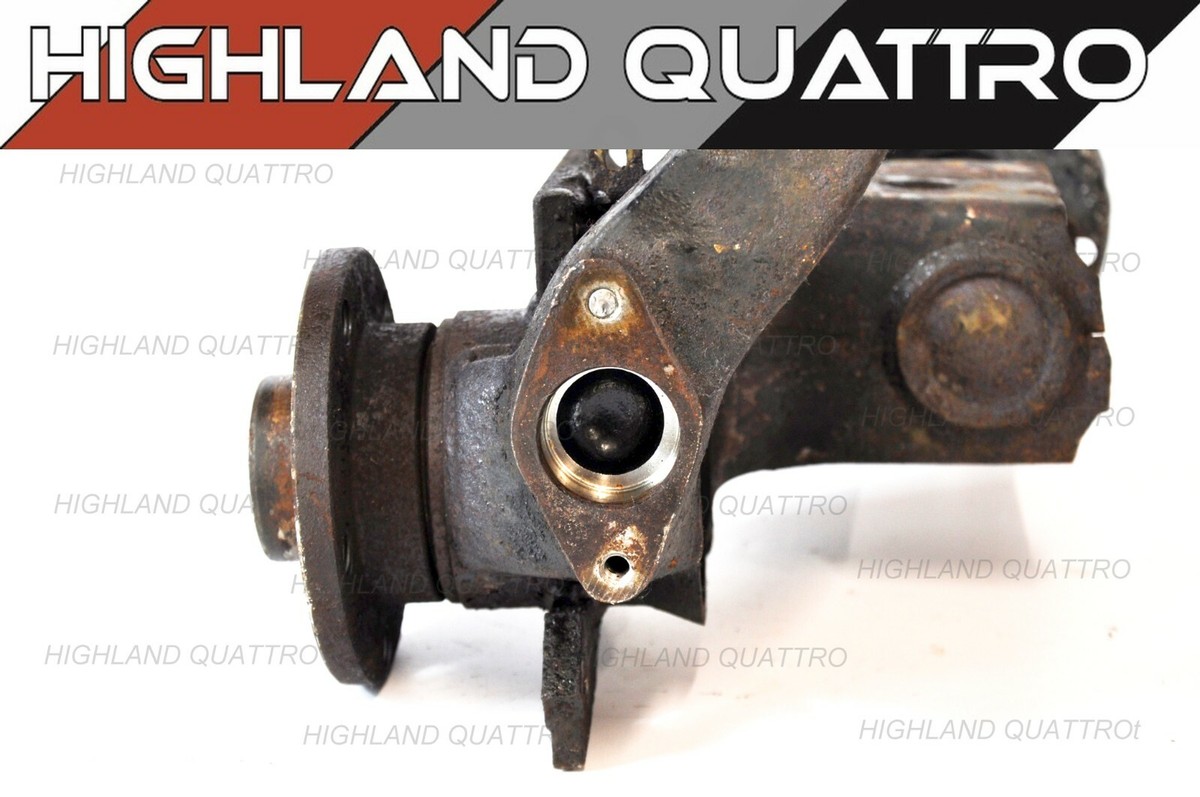 Audi ur quattro pair rear strut housing / hubs 893512017  