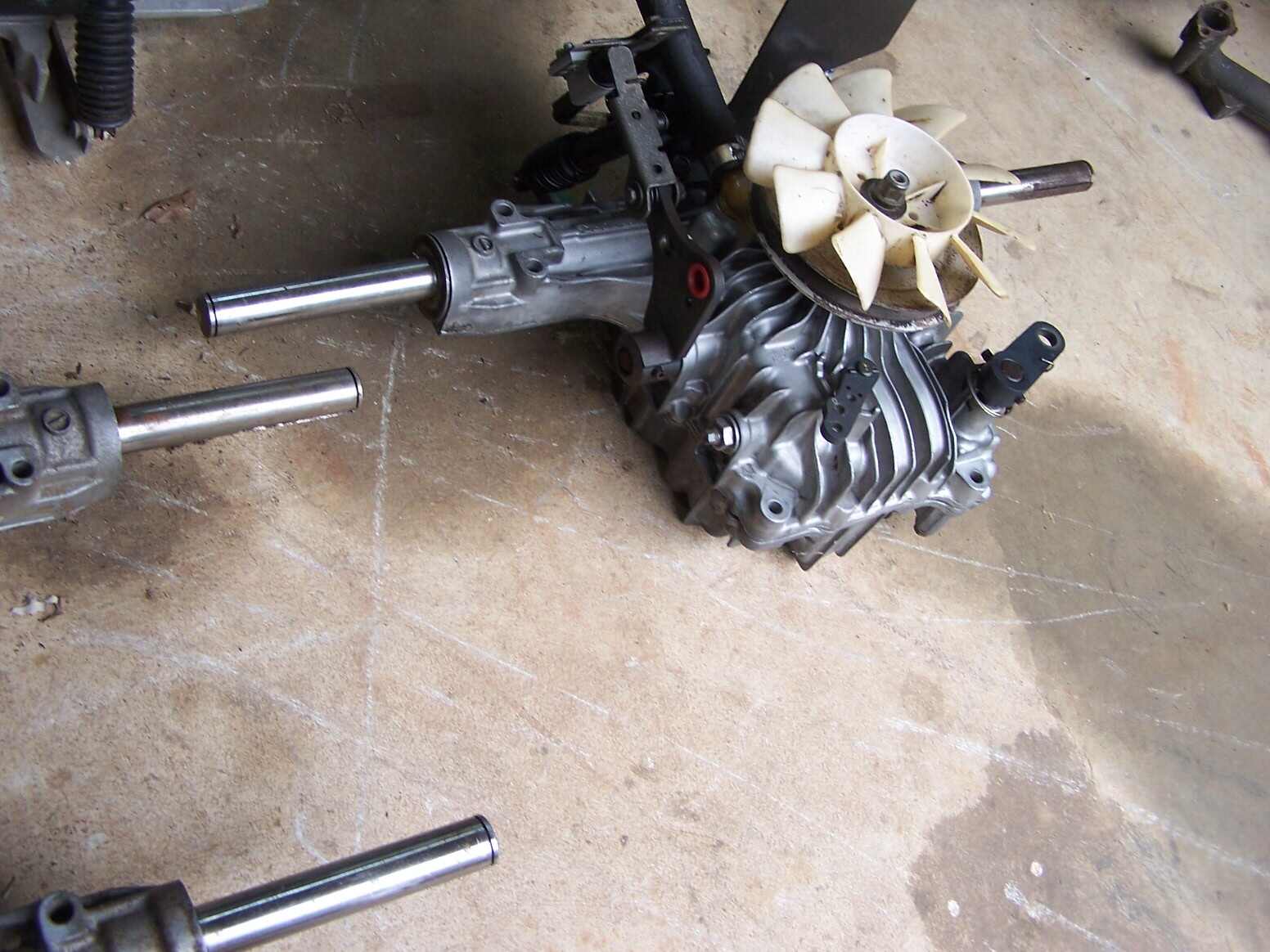 John Deere LX255 LX266 LX277 LX279 LX280 LX288 K62A Transmission