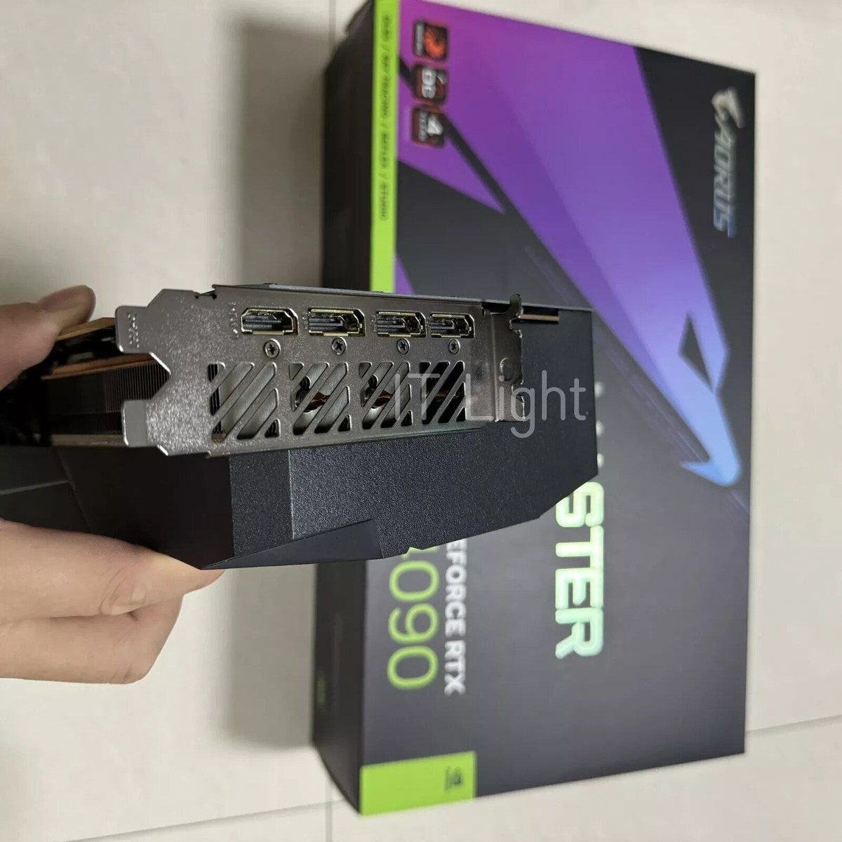 Gigabyte RTX 4090 AORUS MASTER (No Core & VRAM) With Box