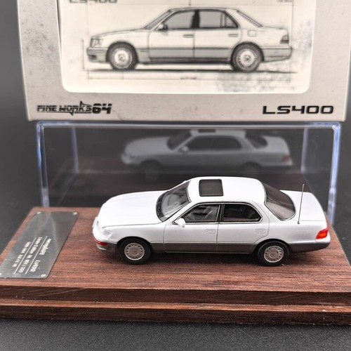 Fine Works64 1:64 LEXUS LS400 XF10 (UCF10) Diecast model Car - Picture 3 of 10