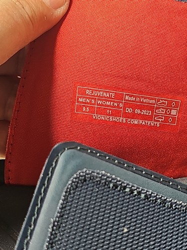 Vionic Unisexl Rejuvenate Slide Sandal Womens Size 11  Mens size  9.5 - Picture 8 of 11