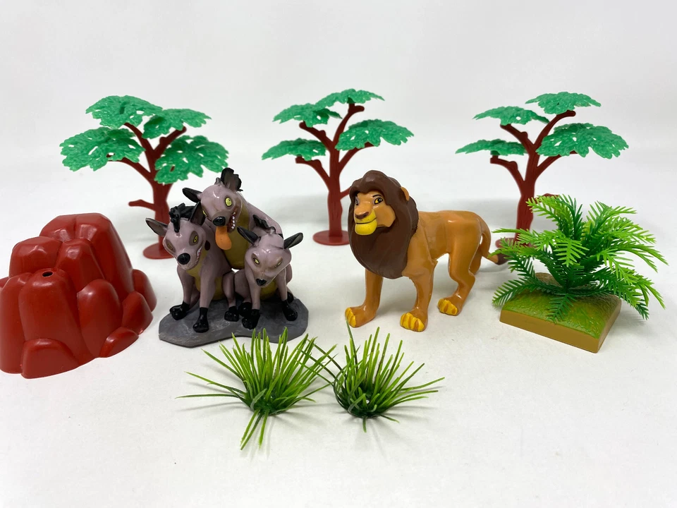 Lion King Playset Cake Toppers Featuring Simba and The Three Hyenas Brand New - Image 2 of 4