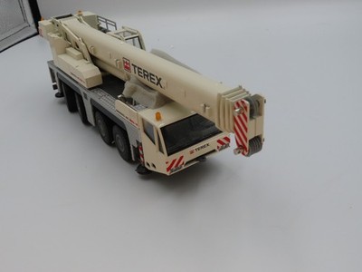 CONRAD 2104/0 AUTOKRAN TEREX DEMAG AC 100/4 MASSSTAB 1/50