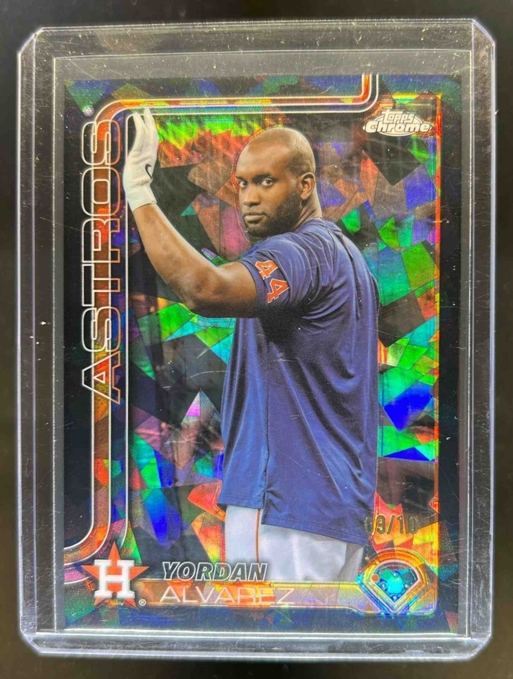 2025 Topps Chrome Sapphire Yordan Alvarez Image Variation Black Refractor #9/10
