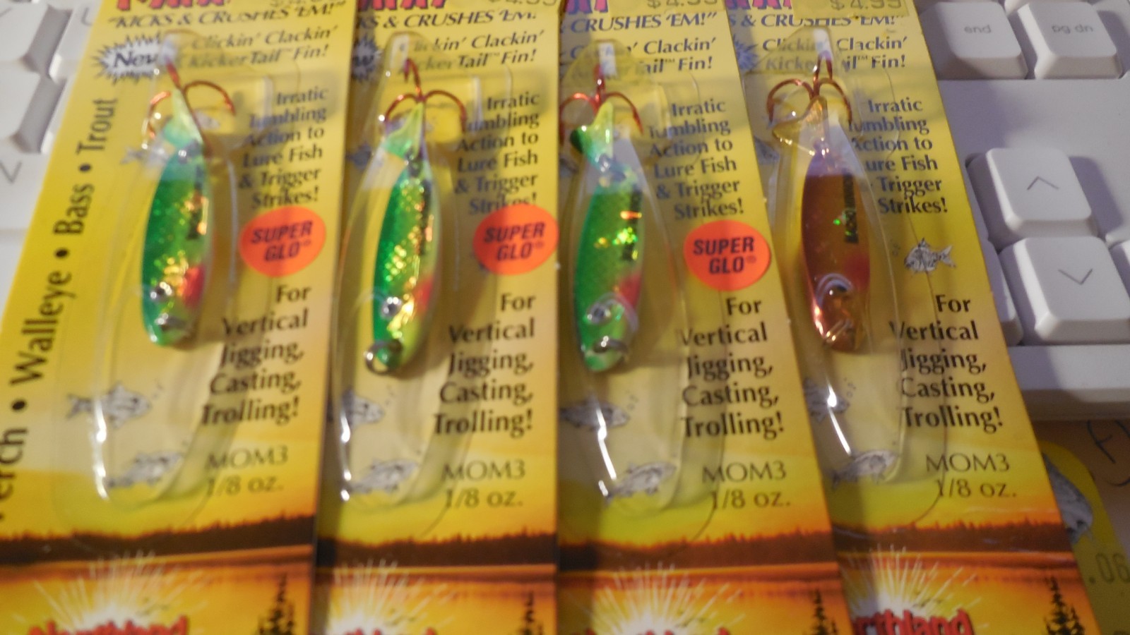 8 packs Vintage northland forage minnow Macho Minnow spoons 3 colors - Image 2