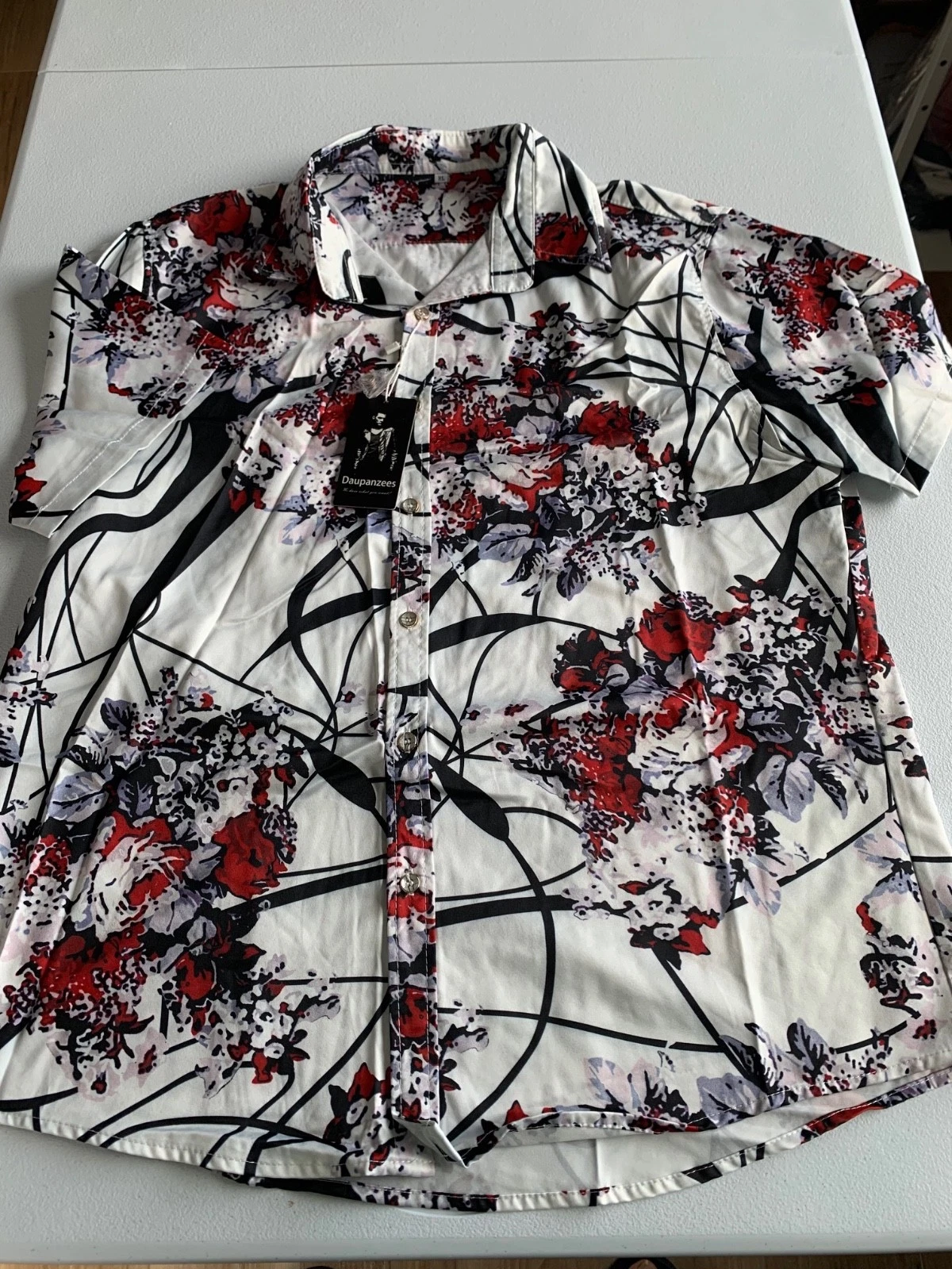 Daupanzees NWTFloral Button Up Shirt - Short Sleeve, Casual,XL. Free Shipping