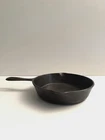 Vintage Wagner Ware Cast Iron Skillet #5 - 8” Pan w/Heat Ring Sits Flat