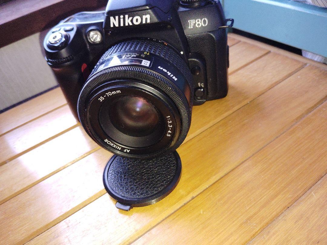 Nikon F80S 一眼レフカメラ AF Nikkor 35-70mm 完動品 Nikon F80S Film Camera with AF Nikkor 35-70mm Lens Near Mint