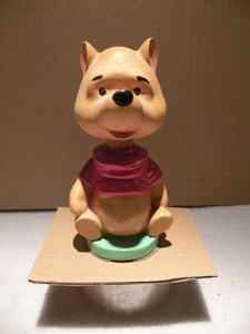 VINTAGE ORIGINAL WINNIE THE POOH BOBBLEHEAD 1960'S RARE / HTF VERY NICE COND.
