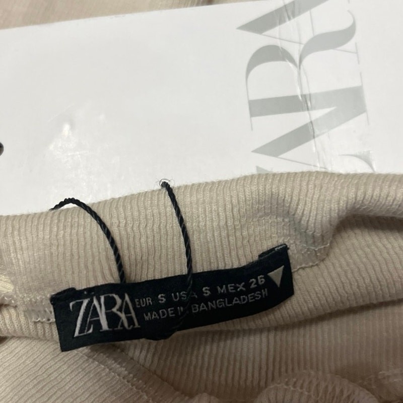 NEW Zara Beige Sleeveless Mock Neck Tank Knit Vest Sweater Crop Top Size S  thumbnail 3