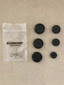burberry button replacement