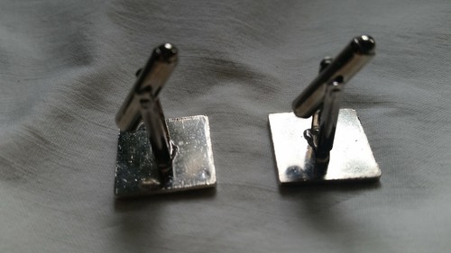 Vintage Silver tone 3/4" square cufflinks with etched leaves and chain design - Picture 7 of 12