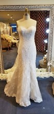 Essense of australia wedding dress size 10 street size 08