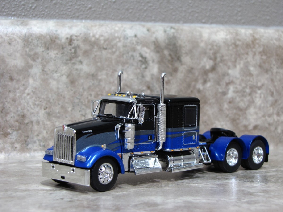 DCP 1/64 Blue Black Silver Kenworth W900 Semi Truck Farm Toy