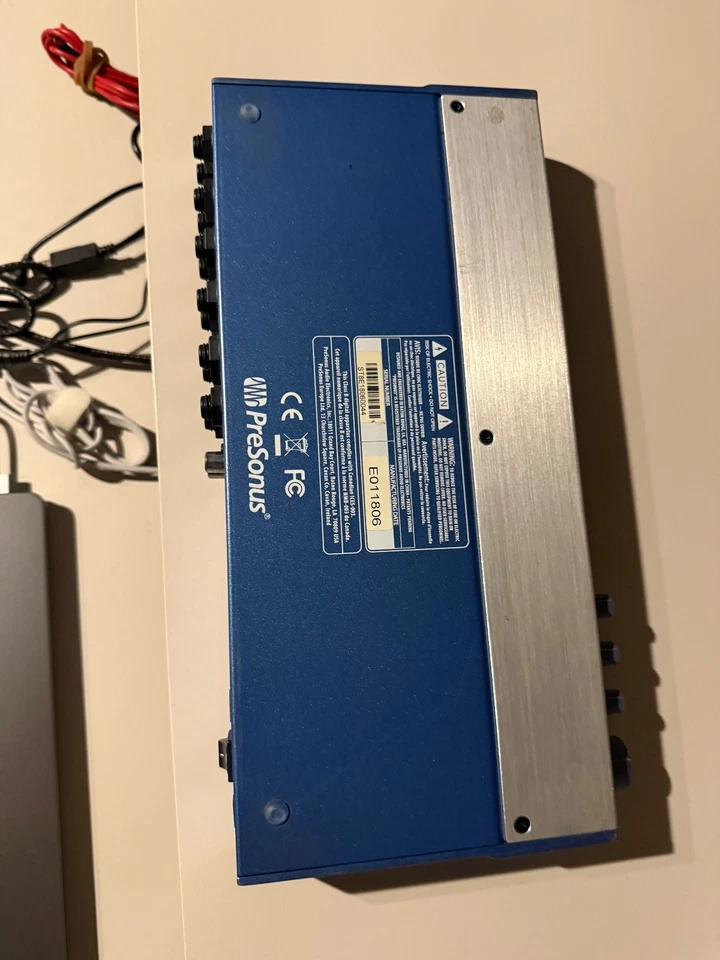 Periferica / Scheda Audio Presonus Studio 1810 - 18 input / 10 output - Immagine 3 di 4