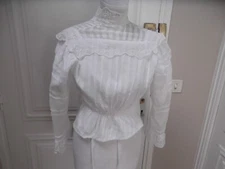 antique blouse. Late 19th Early 20th Century.