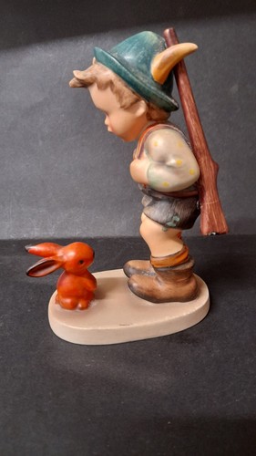 Goebel Hummel Collectable Figurine - Sensitive Hunter - Foto 3 di 7