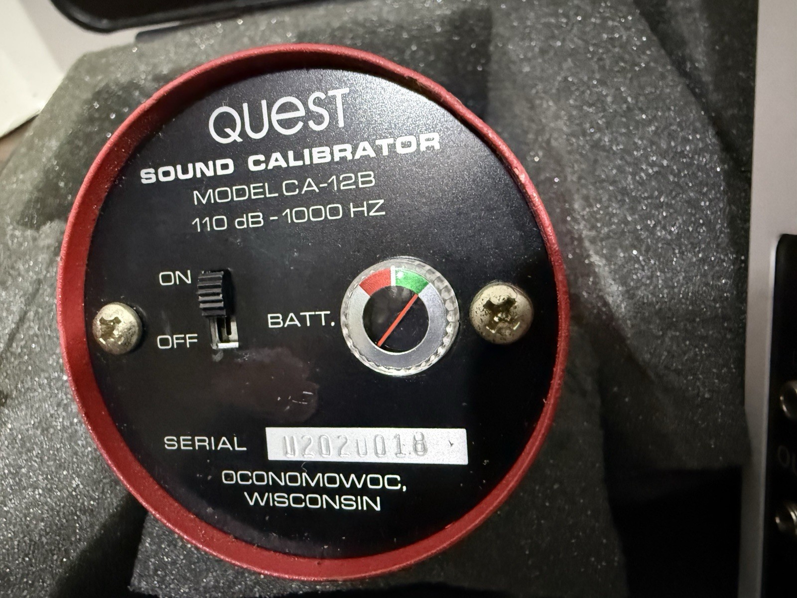 Quest Technologies Model 2700 Impulse Sound Level Meter W/Calibrator CA-12B