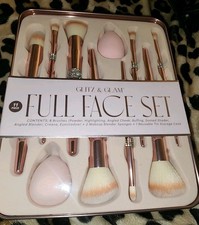 Glitz and Glam 11 Piece Full Face Set Rhinestone Makeup Brush Gem Set Pink NEW