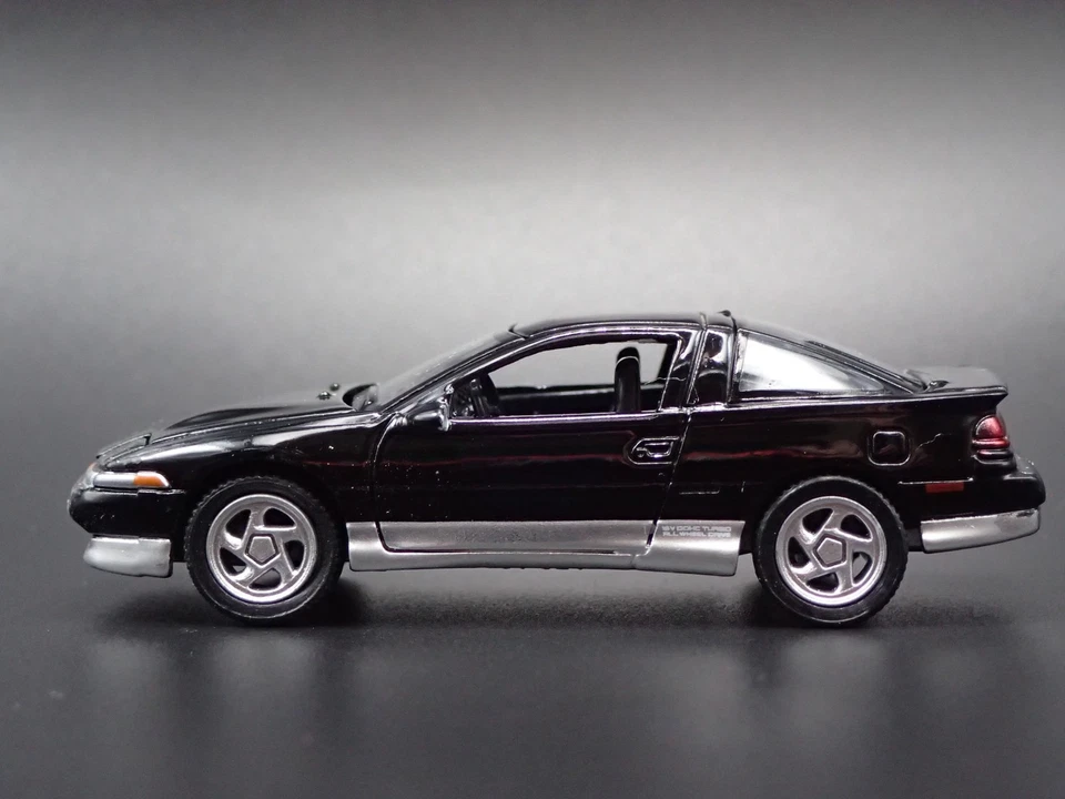 1990-1994 EAGLE TALON TSi NEGRO ESCALA 1:64 DIORAMA COLECCIONABLE COCHE MODELO FUNDIDO A PRESIÓN Foto 3 de 4