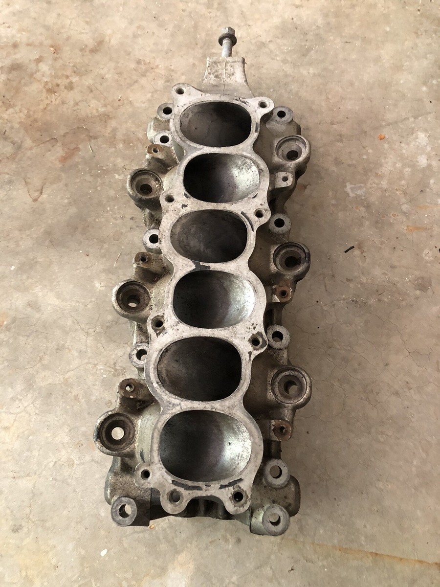 Nissan 300ZX Early Style Lower Intake Manifold w/ New Knock Sensor