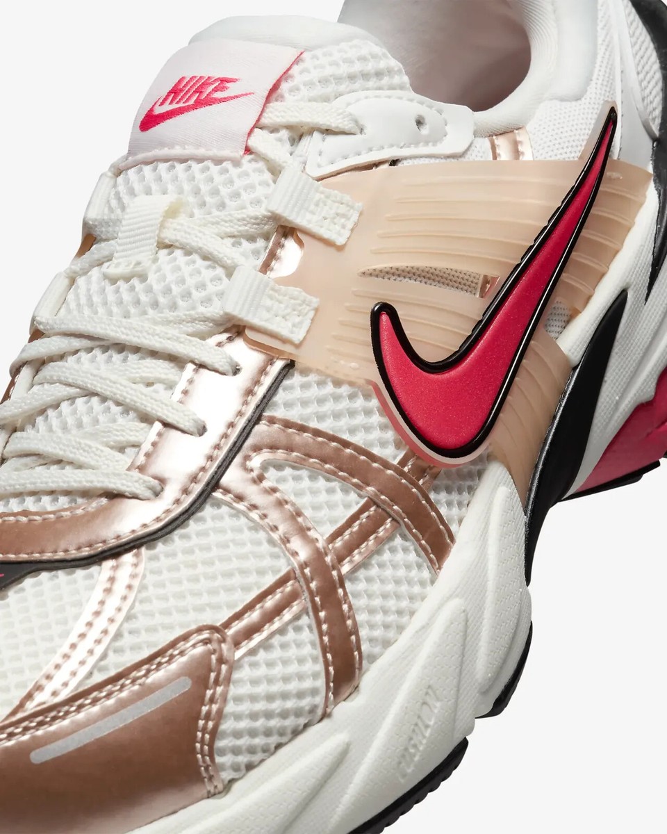 New Nike Women