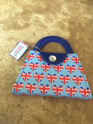 Jubiläumsgeschenk - Maniküre Set im Etui in Handtaschenform mit Herz Design Reisegröße