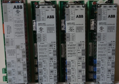 SET BESTEHEND AUS 4 ABB SCHALTER SICHERUNGSSTEUERUNGEN 1x BSFC-01C + 3x ASFC-01C REV D INDUSTRIAL 