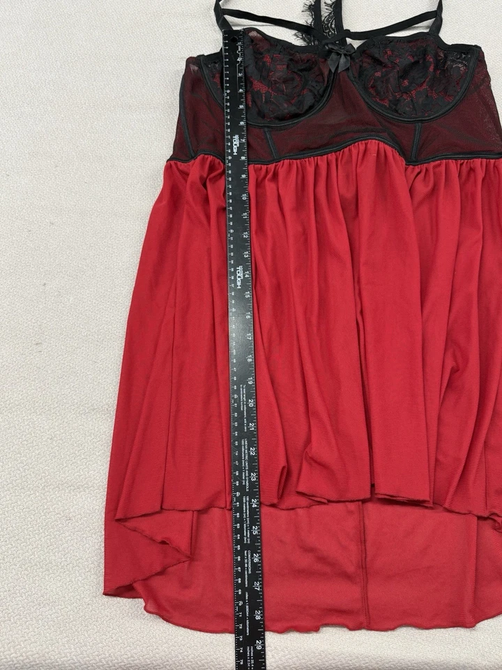 Lencería con aros y tiras sexy de encaje rojo tórrido negro talla 2 Foto 3 de 4