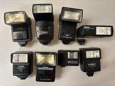 LOT OF 8 VTG CAMERA FLASHES ASSORTED BRANDS UNTESTED- SOLD AS IS FOR PARTS  0959