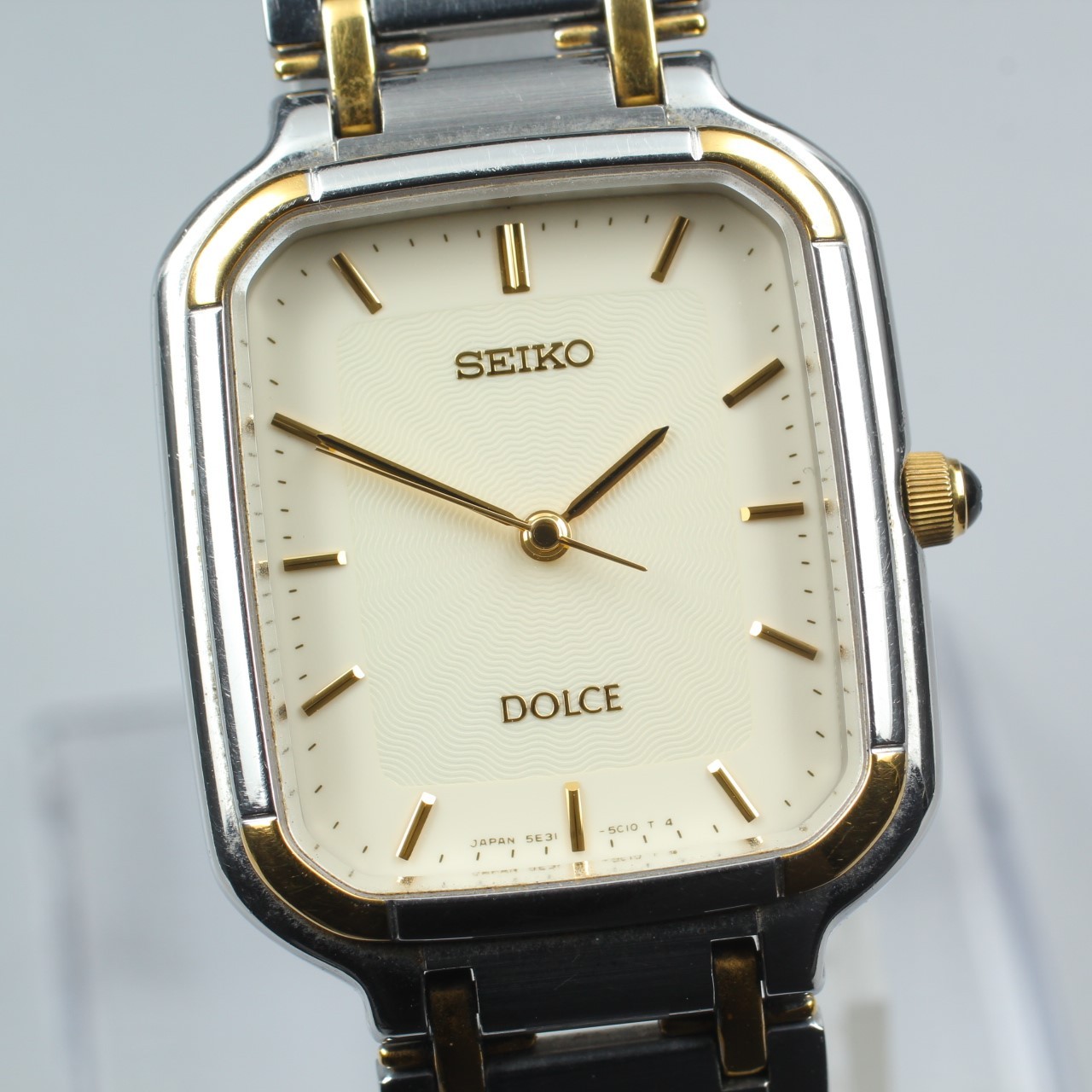 [Near JAPAN Guilloche MINT] From 5E31-5B70 Quartz Men's Dial SEIKO Watch Dolce - vintagewatches.pk