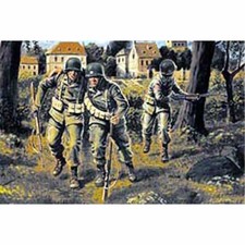 Master Box 3511 - 1/35 U.S. Paratroopers 1944 - WW2 Modellbau Figuren / Soldaten