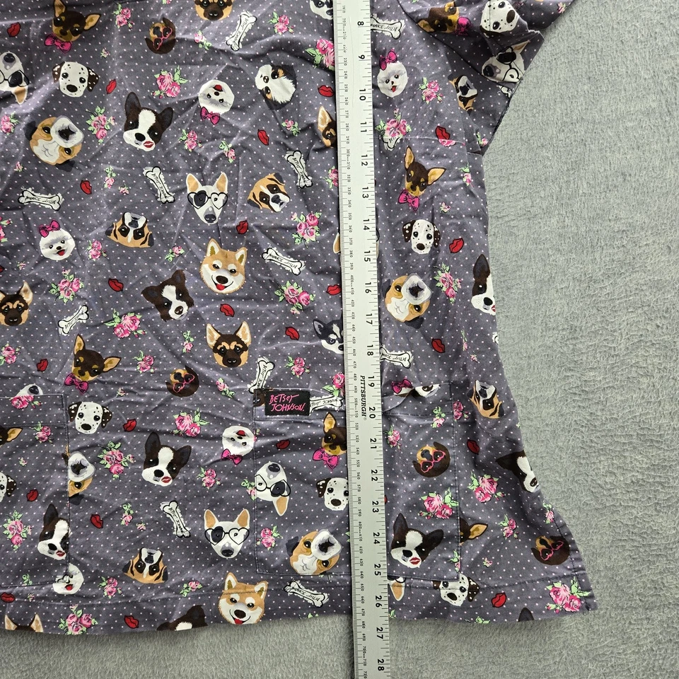 Betsey Johnson Women Scrub Top 2X Gray Graphic Print Dog Faces B120PR Printed - Image 4 of 4