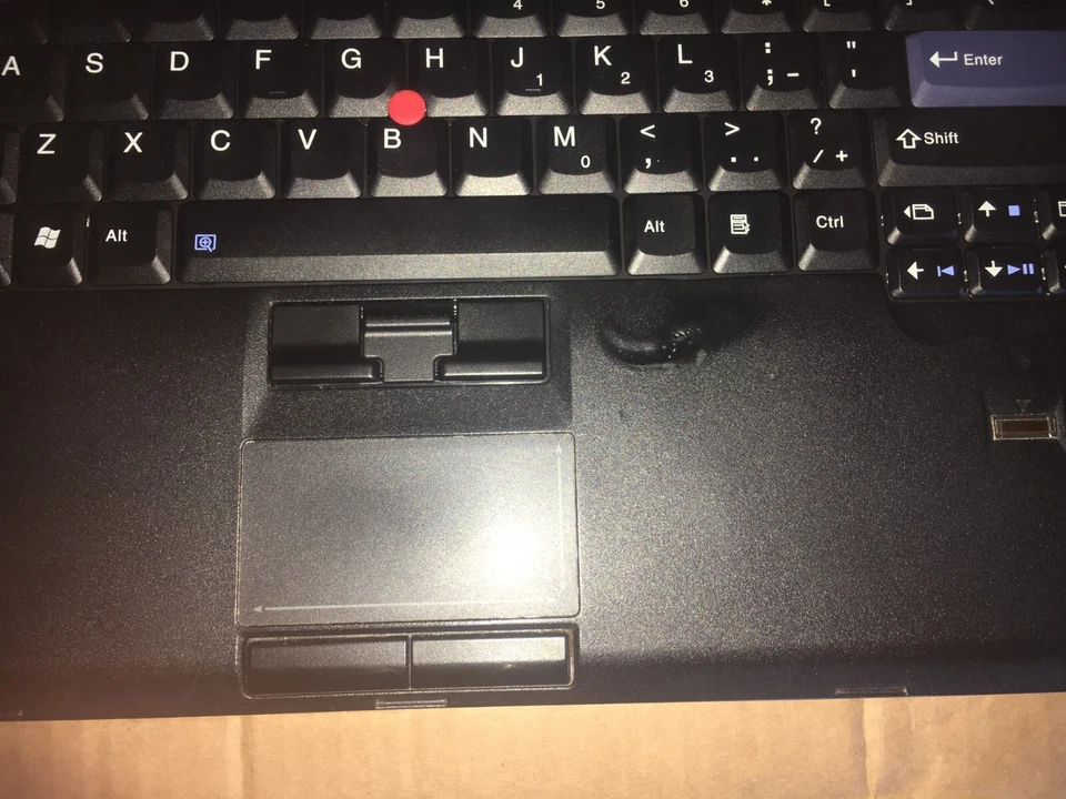 Lenovo T500 Quad core laptop libreboot, GNU boot and Canoeboot - Image 2 of 4