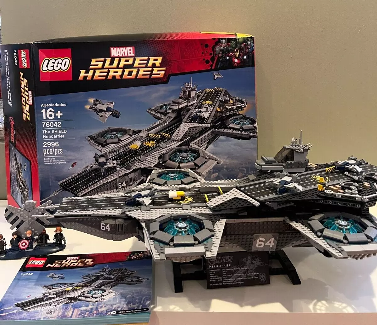 LEGO The SHIELD Helicarrier (76042) Built, Complete Set w Box & Manual