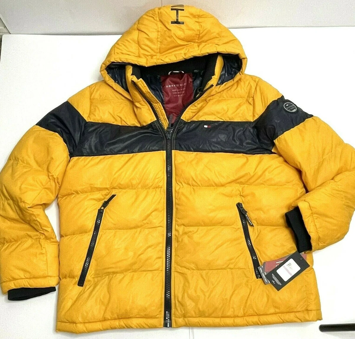 Tommy Hilfiger Men's Hooded Puffer Jacket