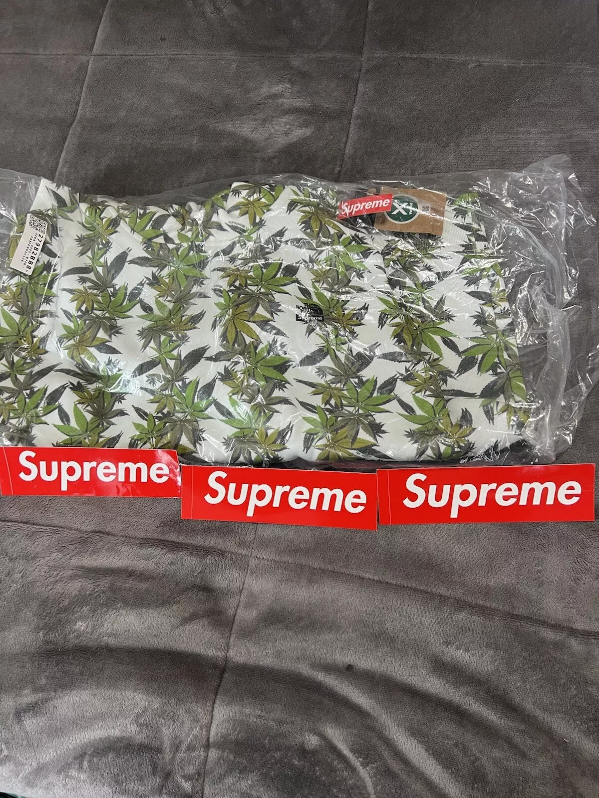 Sweat à capuche homme xl flambant neuf ds ? 100 % authentique