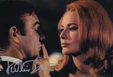 KARIN DOR signed Autogramm 20x30cm JAMES BOND in Person autograph COA