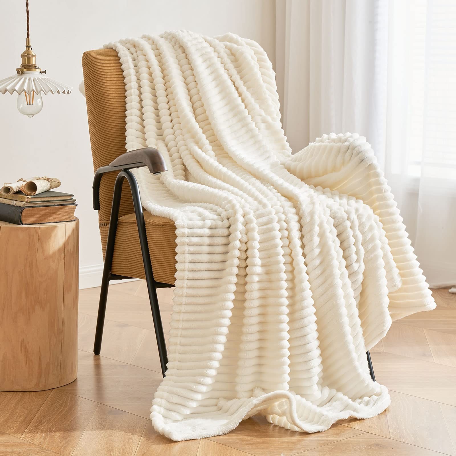 Cozy Flannel Throw Blanket, Plush Velvet, Lightweight Warm, 