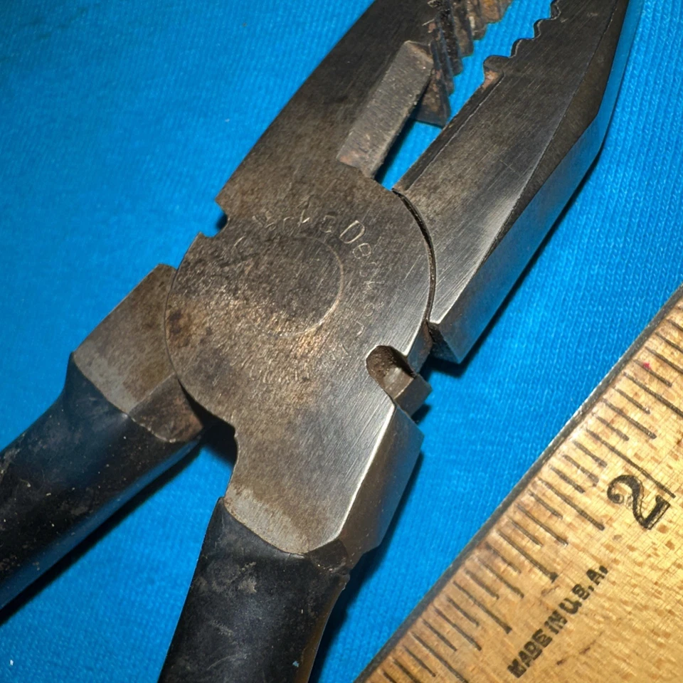 Vintage Black & Decker Combination Pliers Wire Cutters Made in W. Germany - Image 4 of 4