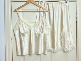 M&S Half Slip cream Satin set SILKY SATIN M@S Satin HALF SLIP Petticoat 20 bnwt
