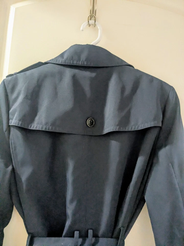 Impermeable Colección Jacklyn Smith, Talla Grande Foto 4 de 4