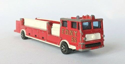 1:86 RARE - Majorette nº319 - Fire Engine Truck "Grande Echelle" - FDNY 55 - Photo 3 sur 10