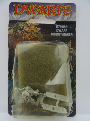 Citadel Miniatures 079880 ''Dwarfs - Dwarf Mountaineer'' (Warhammer) 502002006