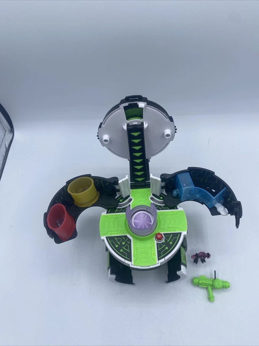  Ben 10 Inside The Omnitrix Micro World Playset : Toys & Games