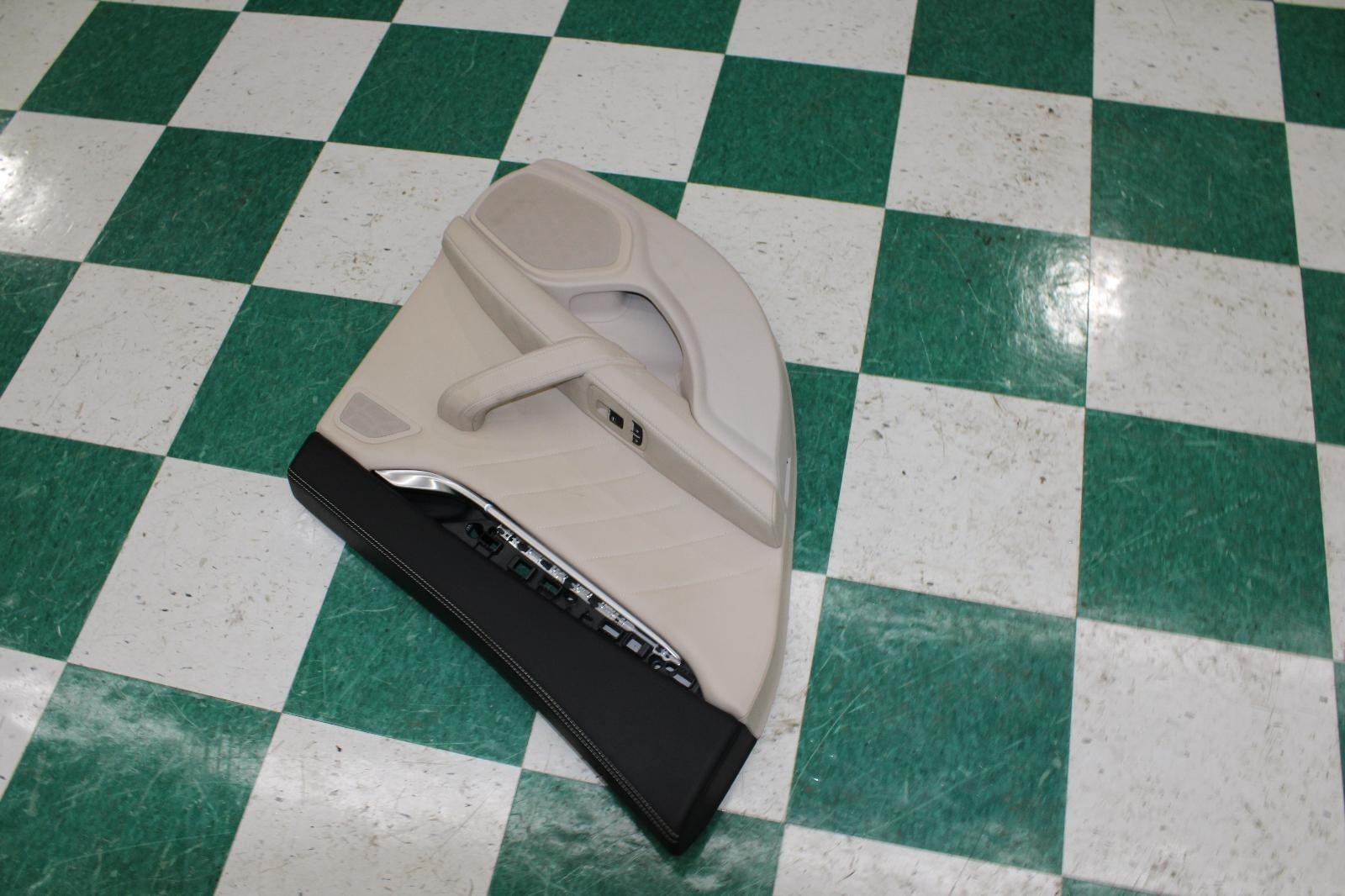 Maserati Ghibli 2014-2021 REAR+LEFT Door panel