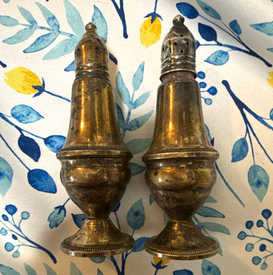 Gorham Antique Silver Plated Salt & Pepper Shakers Set 2 Removable Tops 002