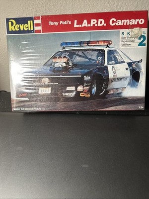 Revell Tony Foti's LAPD Chevrolet Chevy Camaro Z28 Factory Sealed #7423 1:24 Kit