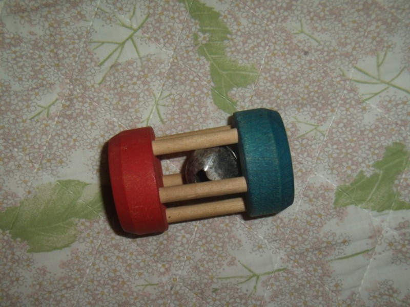 Middlebury Vermont USA VTG Montgomery Schoolhouse natural wood rattle bell toy