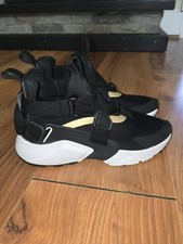 YOUTH NIKE HUARACHE CITY AJ6662-005 so 5y women s 7